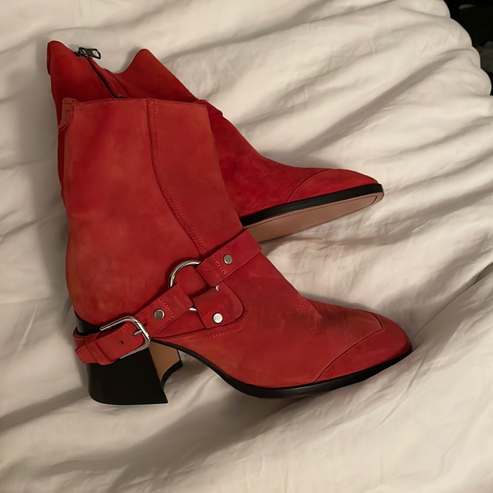Labucq Red Suede Boots